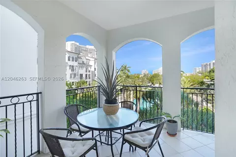 3700 Island Blvd #C307, Aventura, FL 33160
