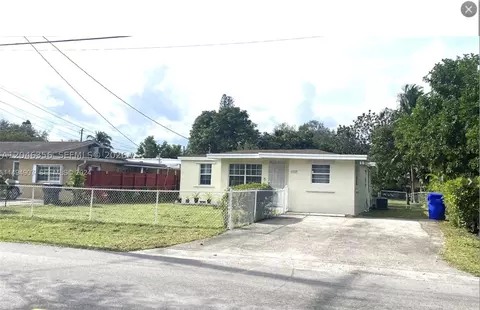 1512 N 58th Ave, Hollywood, FL 33021