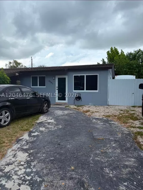 4301 NW 59th Ct, Fort Lauderdale, FL 33319