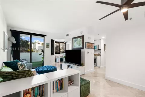 110 Washington Ave #2309, Miami Beach, FL 33139