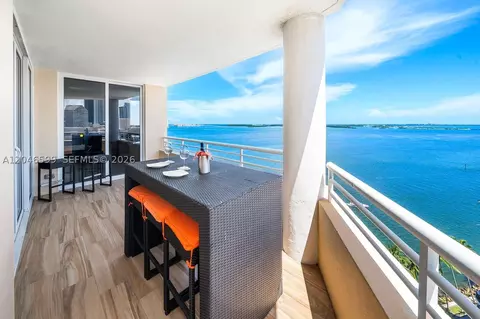 808 Brickell Key Dr #1808, Miami, FL 33131