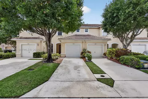 1503 New Castle Ter, Wellington, FL 33414