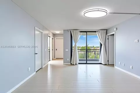 2075 SW 122nd Ave #505, Miami, FL 33175