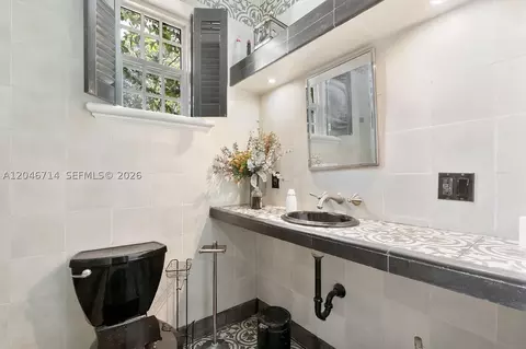Bath - 8276 E Dixie Hwy, Miami, FL 33138 photo 2 of 3