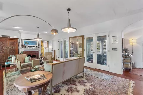 Living - 8276 E Dixie Hwy, Miami, FL 33138 photo 2 of 4