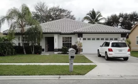 2444 Stonegate Dr, Wellington, FL 33414