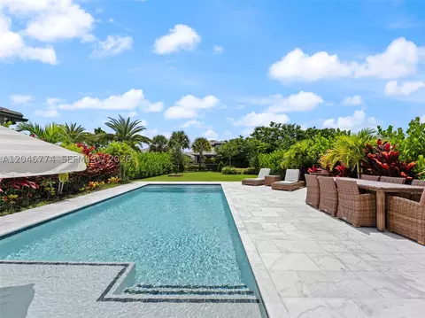 4482 Silverwood Ln S, Oakland Park, FL 33309