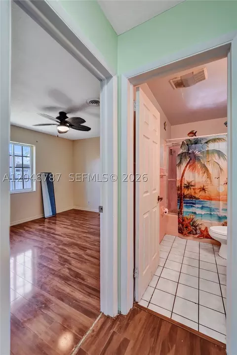 Entry Way - 206 SE 3rd St, Dania Beach, FL 33004 photo 1 of 1