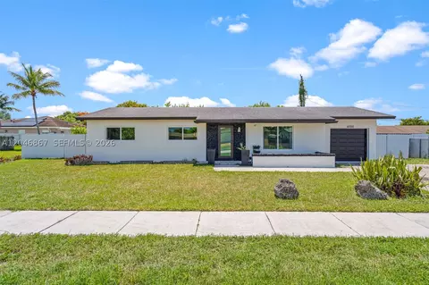 16700 SW 102nd Pl, Miami, FL 33157