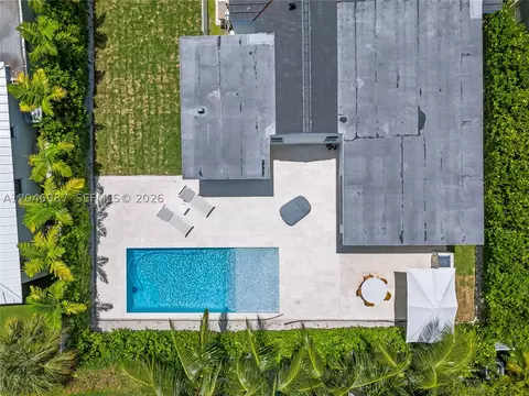 View/Area - 9033 Emerson Ave, Surfside, FL 33154 photo 3 of 3
