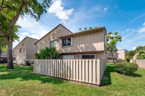 2201 NW 56th Ave #4-A, Lauderhill, FL 33313
