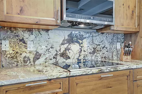 Kitchen - 12127 N 154th Rd N, Jupiter, FL 33478 photo 4 of 9