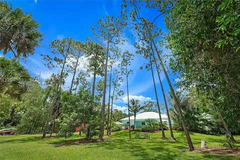 Exterior - 12127 N 154th Rd N, Jupiter, FL 33478 photo 14 of 20