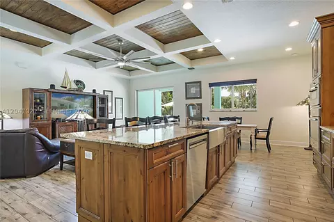 Kitchen - 12127 N 154th Rd N, Jupiter, FL 33478 photo 3 of 9