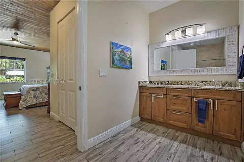 Bath - 12127 N 154th Rd N, Jupiter, FL 33478 photo 2 of 5