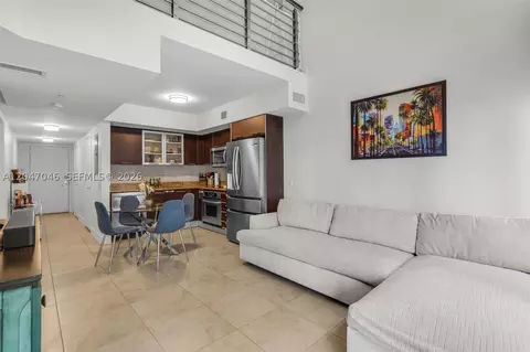 41 SE 5th St #908, Miami, FL 33131
