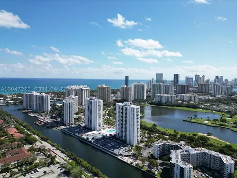 3675 N Country Club Dr #2007, Aventura, FL 33180