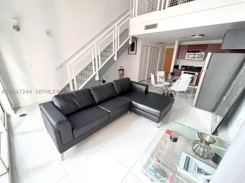 244 Biscayne Blvd #451, Miami, FL 33132