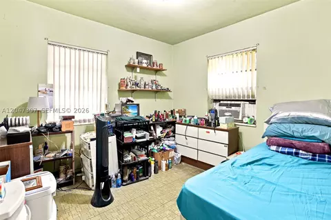 Other - 790 E 6th Pl, Hialeah, FL 33010 photo 4 of 7