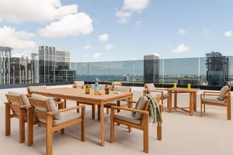 225 N Miami Ave #3412, Miami, FL 33128