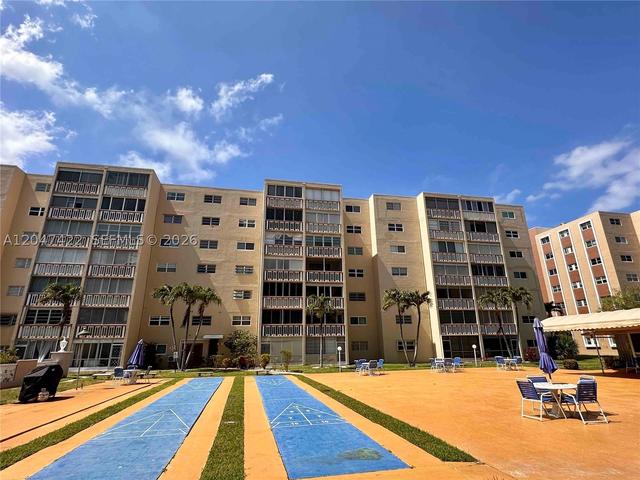 500 NE 12th Ave #705, Hallandale Beach, FL 33009