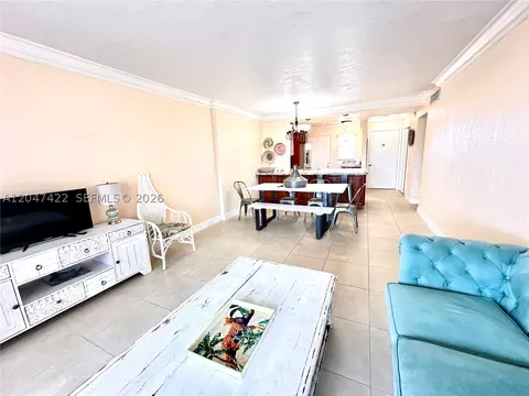 500 NE 12th Ave #705, Hallandale Beach, FL 33009