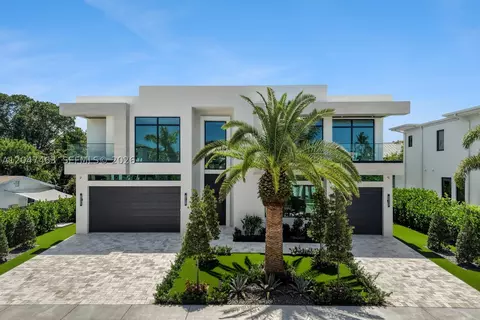 1051 NE 2nd Ter, Boca Raton, FL 33432