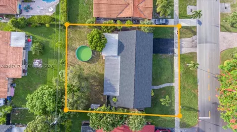 View/Area - 7850 W 16th Ave, Hialeah, FL 33014 photo 1 of 5