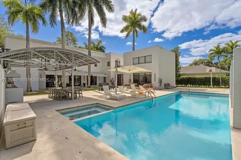12624 SW 77th Ave, Pinecrest, FL 33156