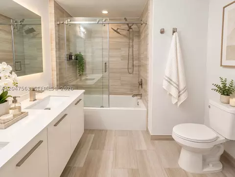 Bath - 1300 Brickell Bay Dr #1110, Miami, FL 33131 photo 1 of 2