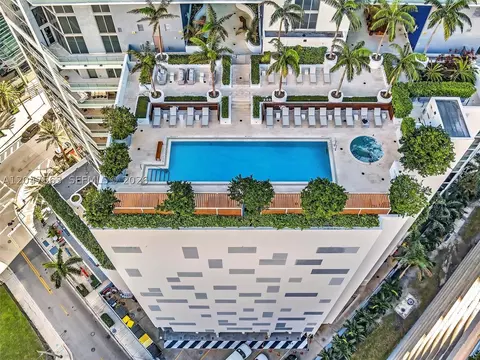 Exterior - 1300 Brickell Bay Dr #1110, Miami, FL 33131 photo 5 of 5