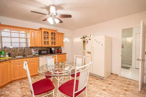 Other - 525 E 24th St, Hialeah, FL 33013 photo 4 of 8