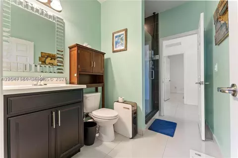 Bath - 14856 SW 27th Ter, Miami, FL 33185 photo 3 of 5