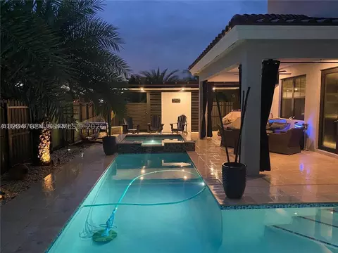 Exterior - 14856 SW 27th Ter, Miami, FL 33185 photo 8 of 11