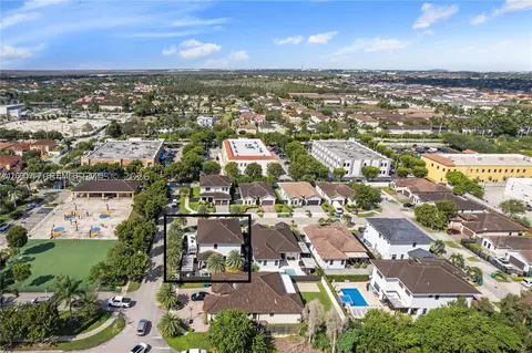 View/Area - 14856 SW 27th Ter, Miami, FL 33185 photo 5 of 6