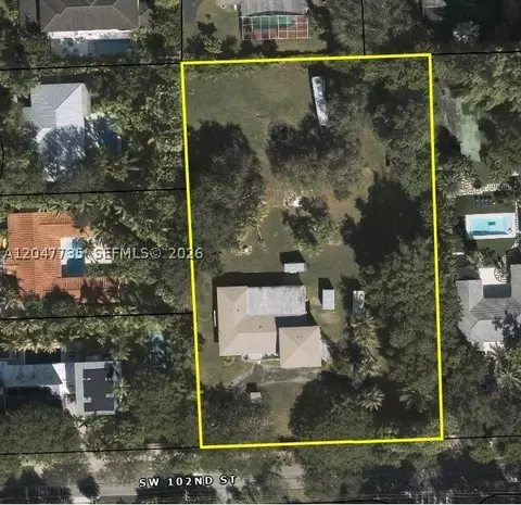 5865 SW 102nd St, Pinecrest, FL 33156