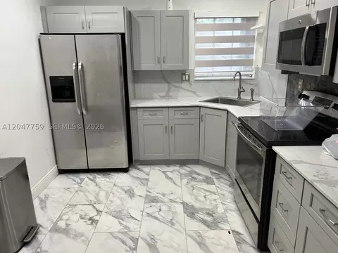 18130 NW 25th Ave, Miami Gardens, FL 33056
