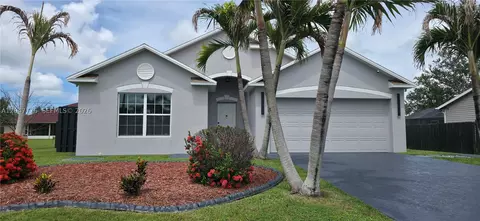 2037 SW Aquarius Ln, Port Saint Lucie, FL 34984