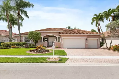 18500 SW 7th St, Pembroke Pines, FL 33029