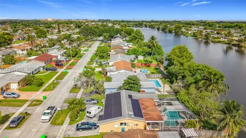 11541 NW 31st Pl, Sunrise, FL 33323