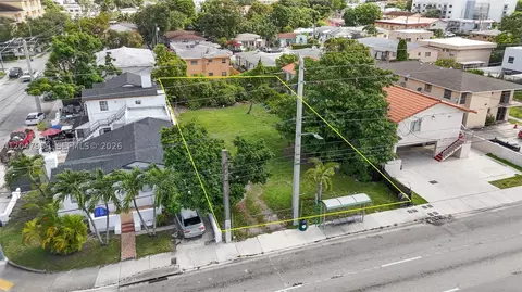 1877 SW 7th St, Miami, FL 33135