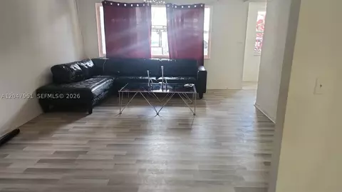 15115 NE 6th Ave #32, Miami, FL 33162