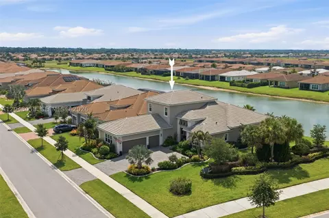 9111 SW Roccia Way, Port Saint Lucie, FL 34987