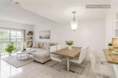 10014 Hammocks Blvd #204-4, Miami, FL 33196