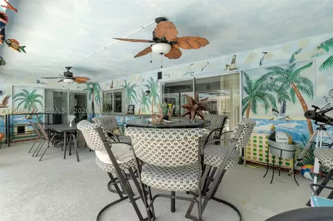 Exterior - 2480 NE 46th St, Lighthouse Point, FL 33064 photo 2 of 6