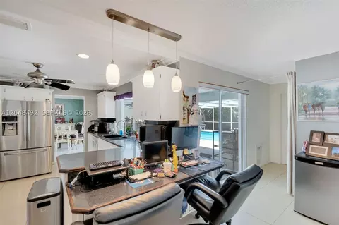 Kitchen - 2480 NE 46th St, Lighthouse Point, FL 33064 photo 1 of 7
