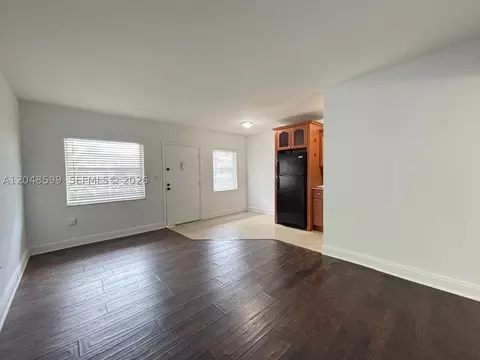 1860 Venice Park Dr #110, North Miami, FL 33181