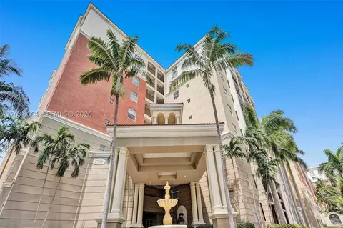 17150 N Bay Rd #2802, Sunny Isles Beach, FL 33160