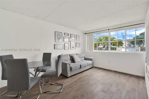 Living - Undisclosed, Hialeah, FL 33015 photo 2 of 5