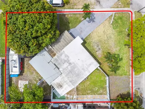 View/Area - 6084 E 7th Ave, Hialeah, FL 33013 photo 5 of 5